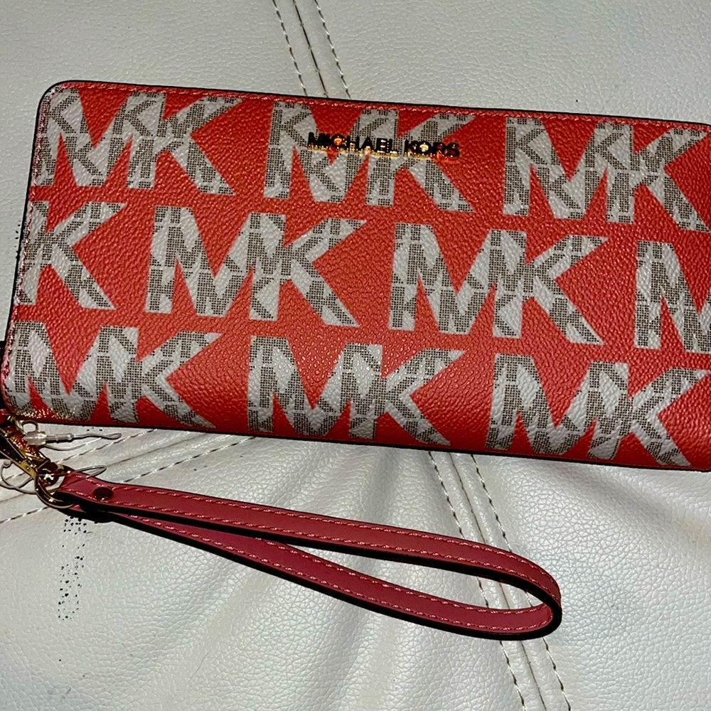 Michael Kors leather logo wallet / wristlet